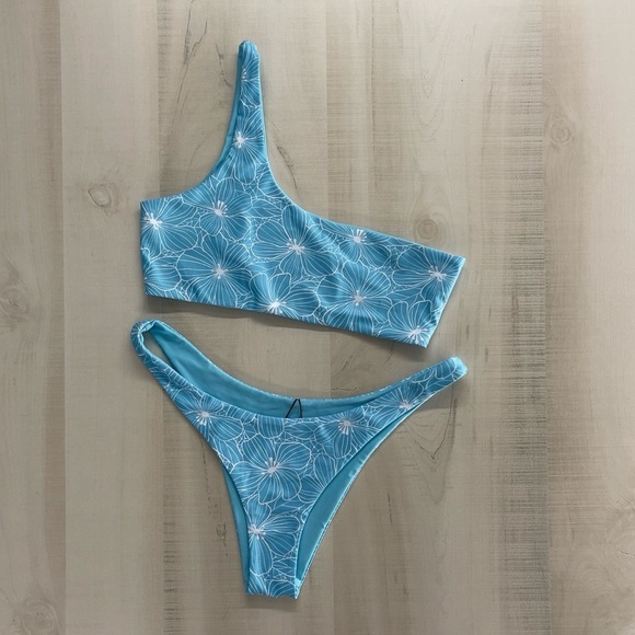 VAYA ISLAND Chelsea reversible floral printed blue cheeky sexy bikini travel m - Picture 5 of 11